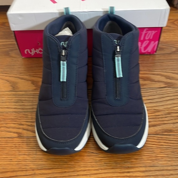 Ryka Gia Puff Cold Weather Boots Black size 10M NWT - Picture 3 of 10